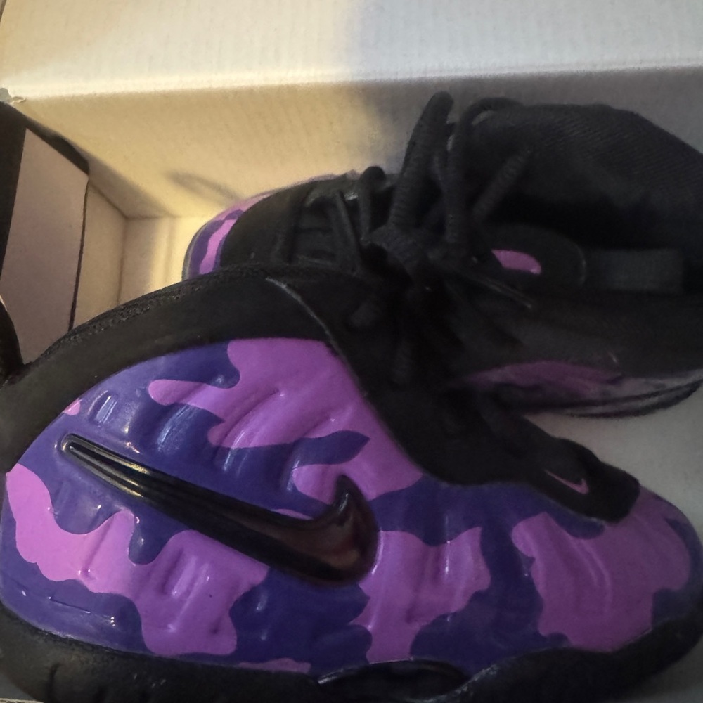 Nike little posite pro hyper purple